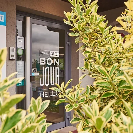 Kyriad Direct Le Bourget Hotell 2*