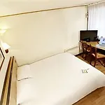 فندق Kyriad Direct Le Bourget