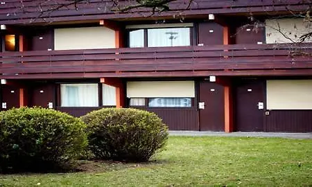 Szálloda Kyriad Direct Le Bourget