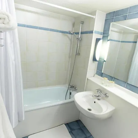 Kyriad Direct Le Bourget Hotel Gonesse