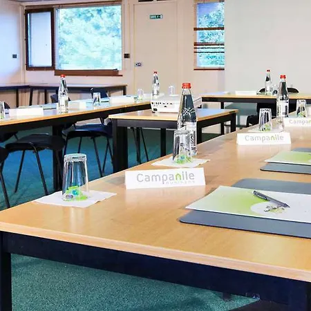 Hotel Kyriad Direct Le Bourget 2*
