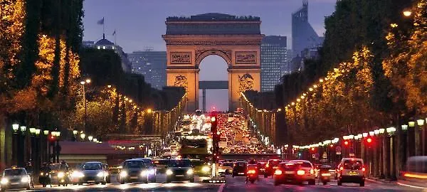 Kyriad Direct Le Bourget 2*