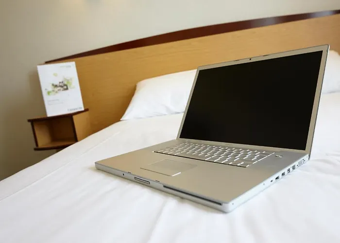Otel Kyriad Direct Le Bourget Gonesse