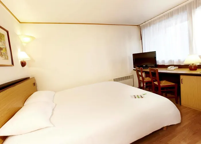 Kyriad Direct Le Bourget